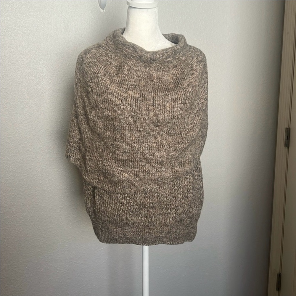 Zara Brown Knit Women's Cape